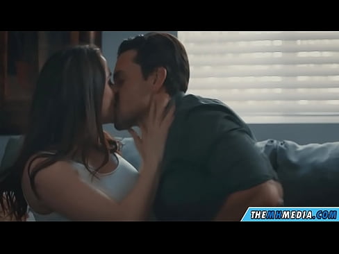 ❤️ एक राम्रो busty आमा संग रोमान्टिक सेक्स ❌ सेक्स ☑